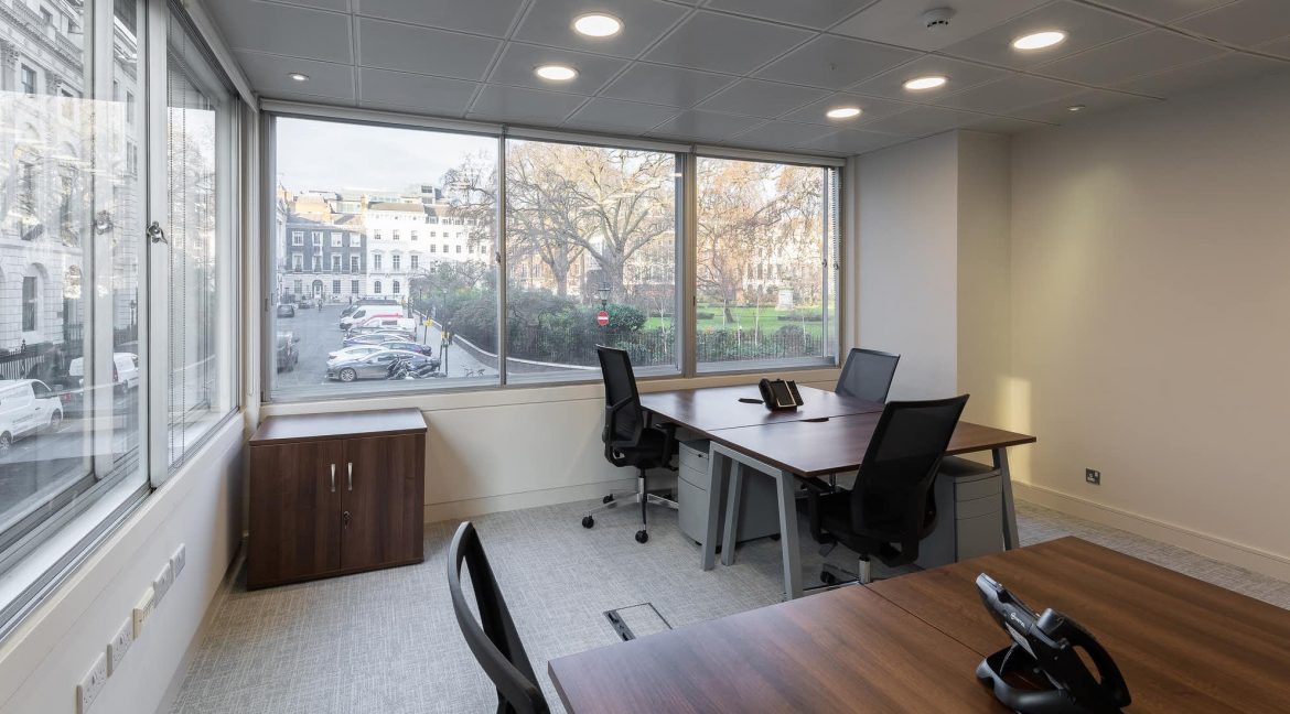 22A_St_James_Square_Private office