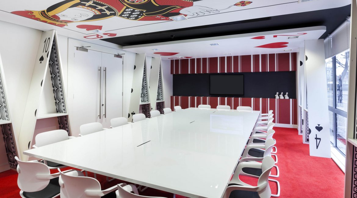 2-6 Boundary Row - Queen of hearts meeting room