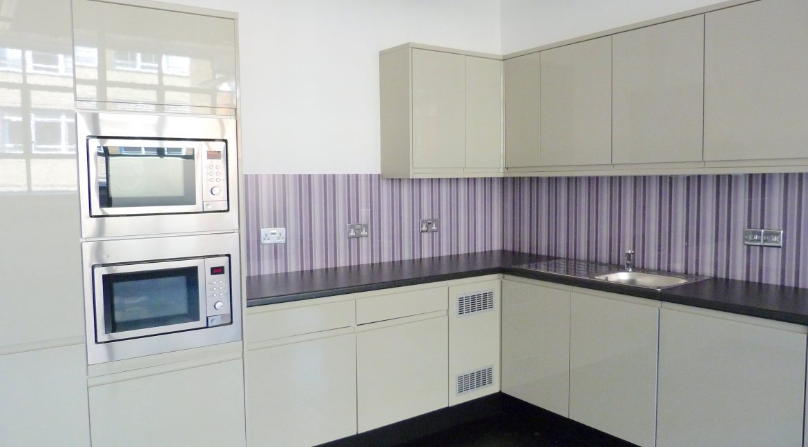 50-Eastcastle-Street-Suite-210-kitchen-facilities