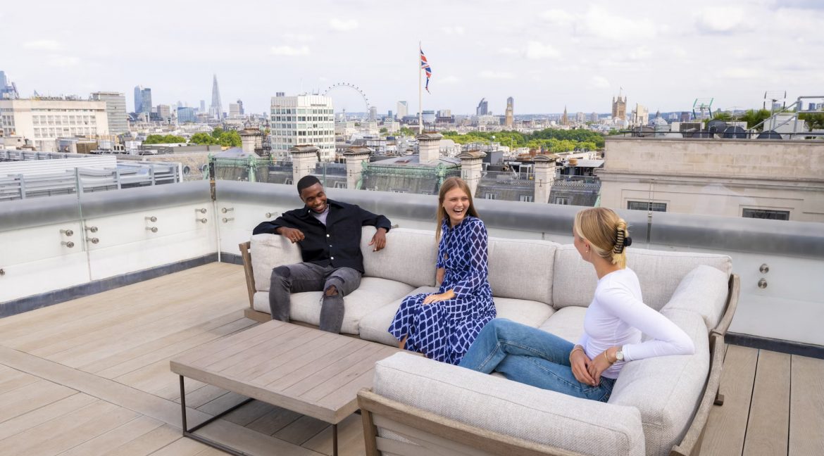 Level 1, Devonshire House, One Mayfair Place 15