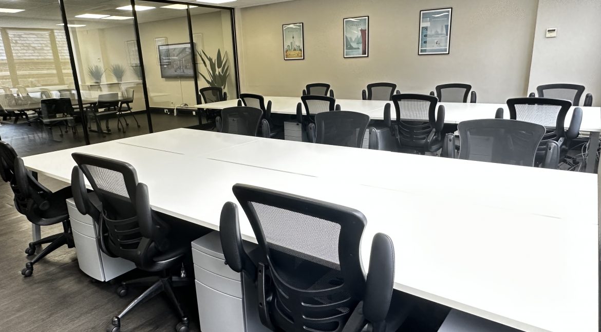 5 St Johns 15 Person Office Private Boardroom